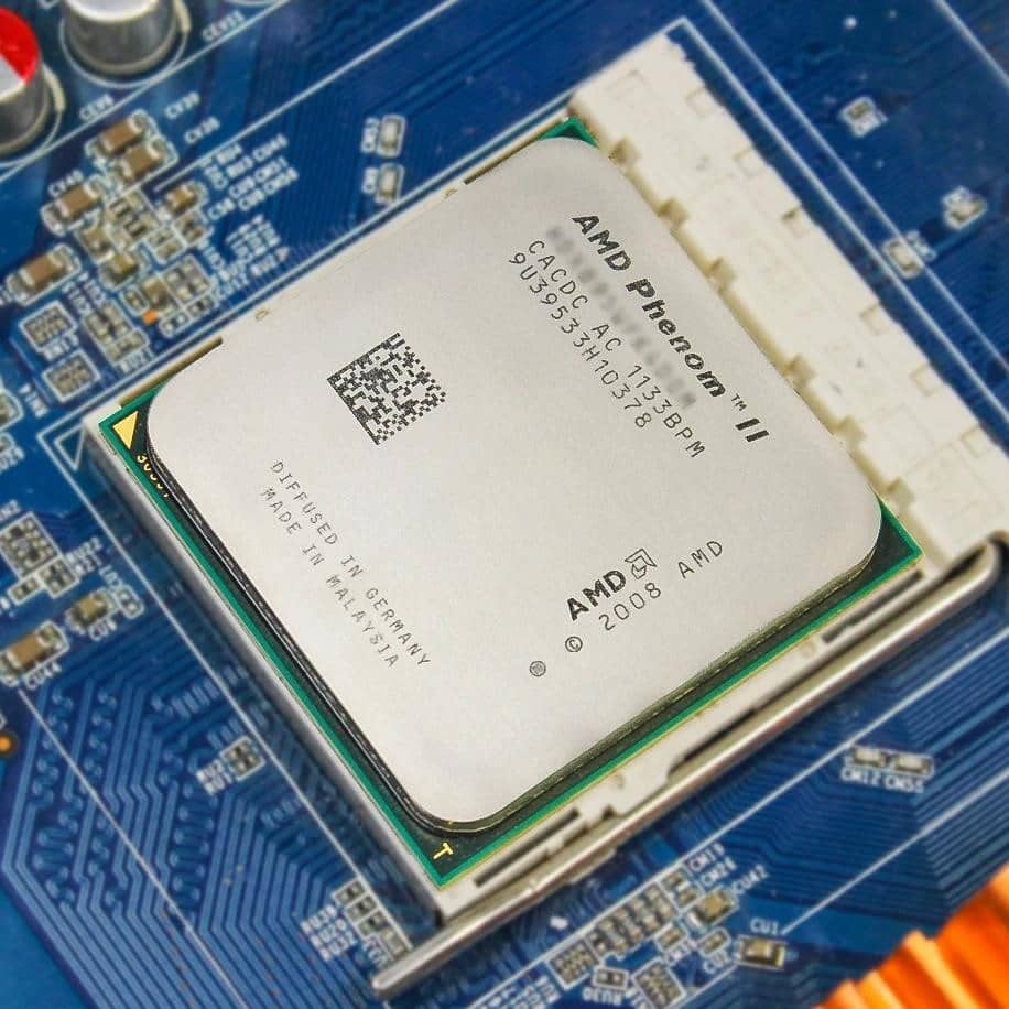 AMD Phenom II X4 945 95 W 3 0 GHz 6 MB štvorjadrový procesor CPU Socket